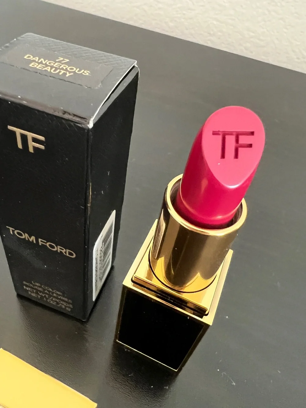Tom Ford Lip Color Lipstick - Dangerous Beauty